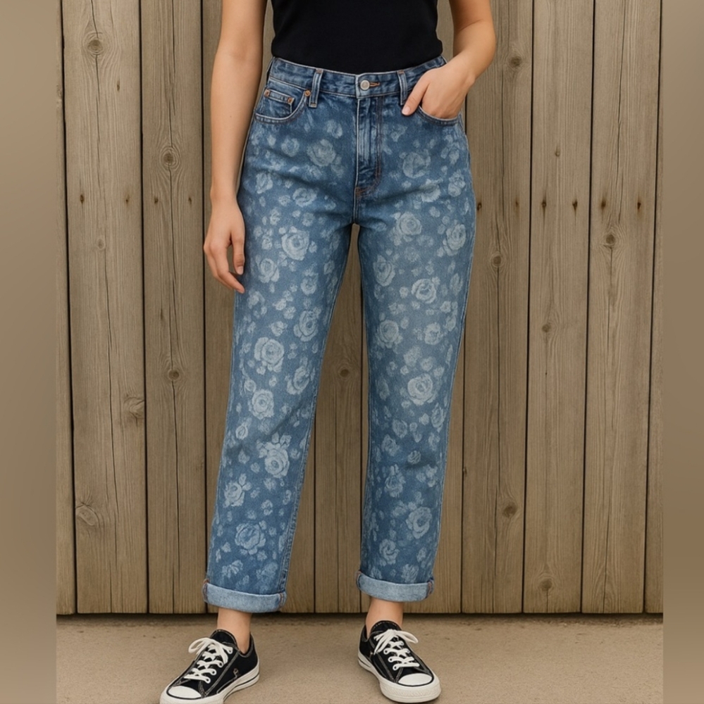 Levi's Blue Floral Jeans - Picture 16 of 16